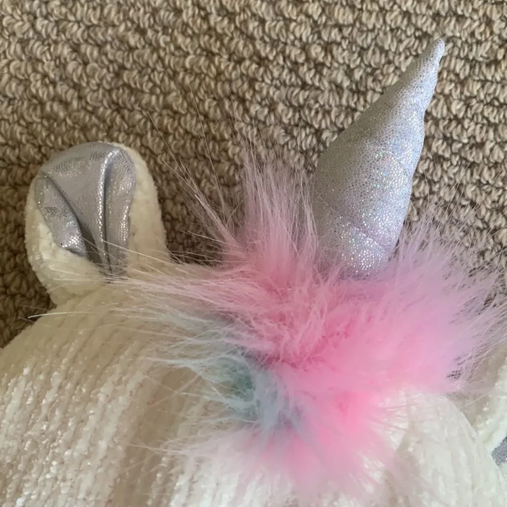 🟢3 for $20—-P.S. AEROPOSTALE chenille unicorn hat Youth one size